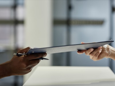 De bestuurlijke boete en de last onder dwangsom bij een beroep op het vertrouwensbeginsel